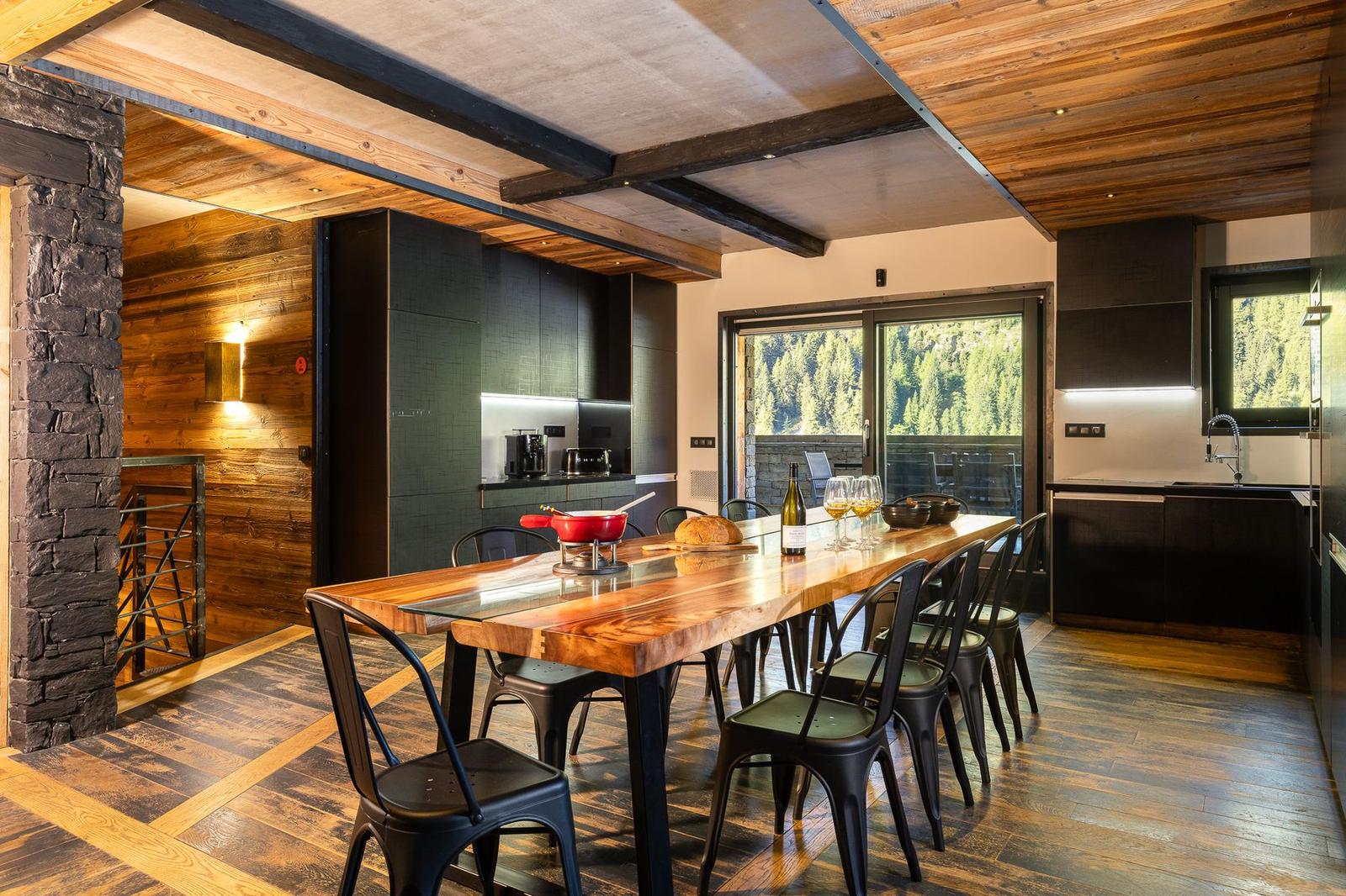 Chalet Hearth — photo 4