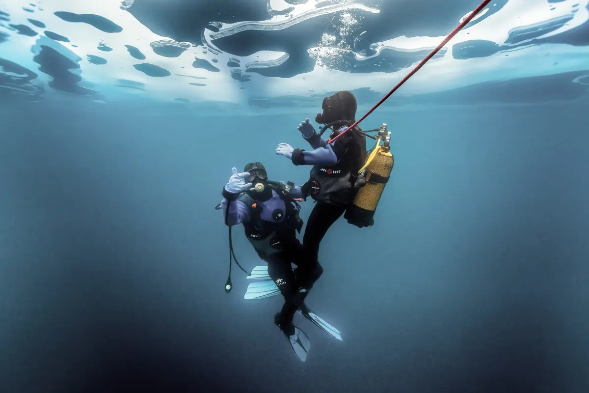 Ice diving, Tignes