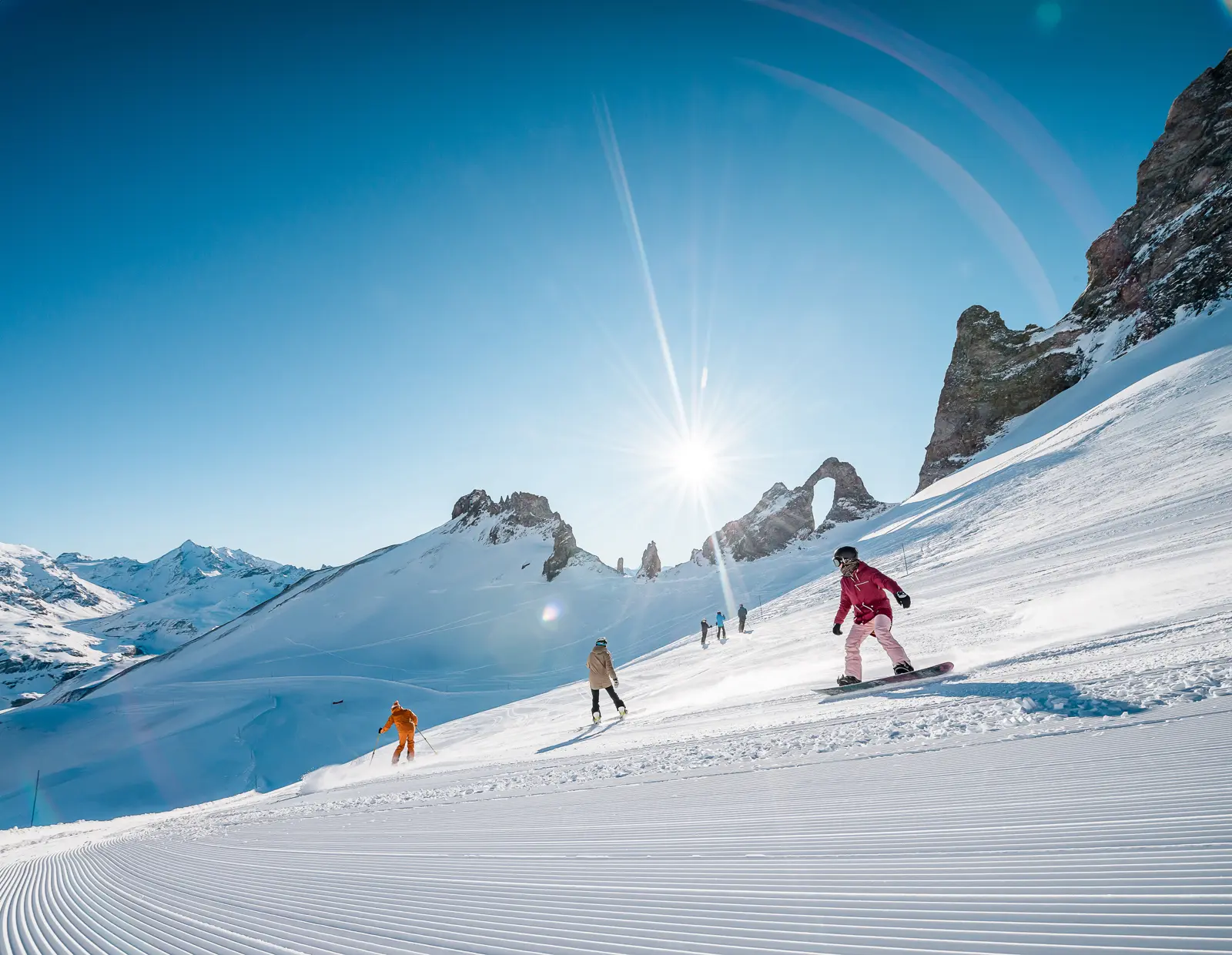 Skiing toward the Aiguille Percée