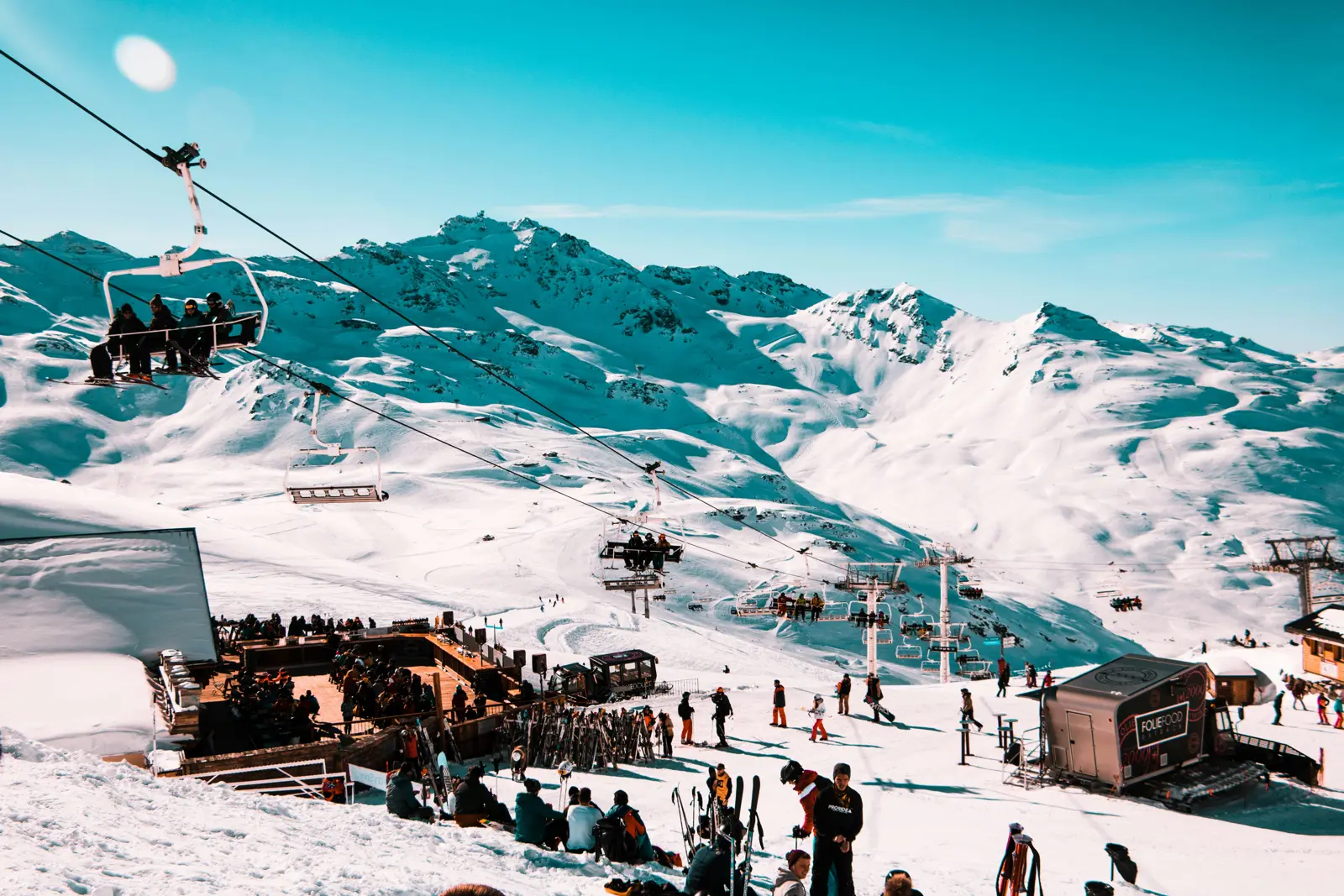 Terrasse au-dessus des pistes à Val Thorens